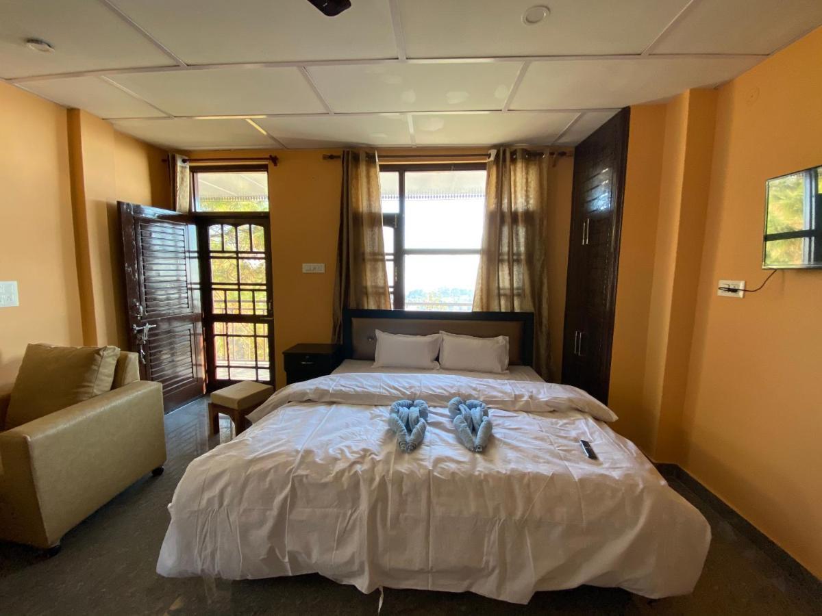 Redeem Cafe & Homestay McLeod Ganj Dış mekan fotoğraf