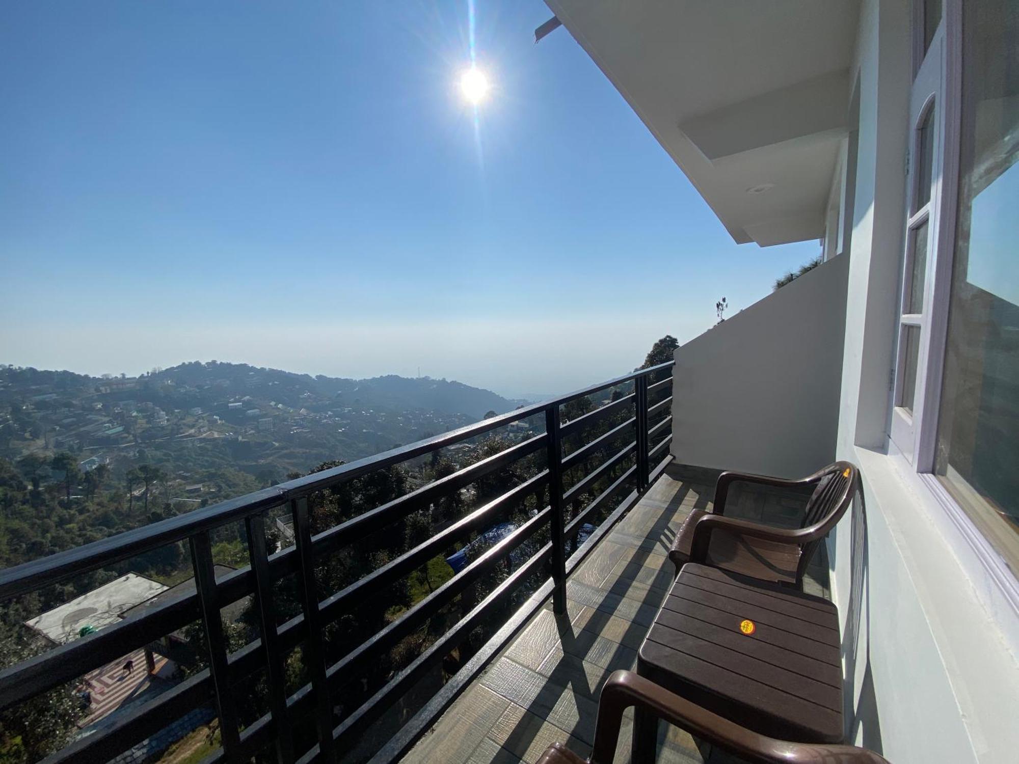 Redeem Cafe & Homestay McLeod Ganj Dış mekan fotoğraf