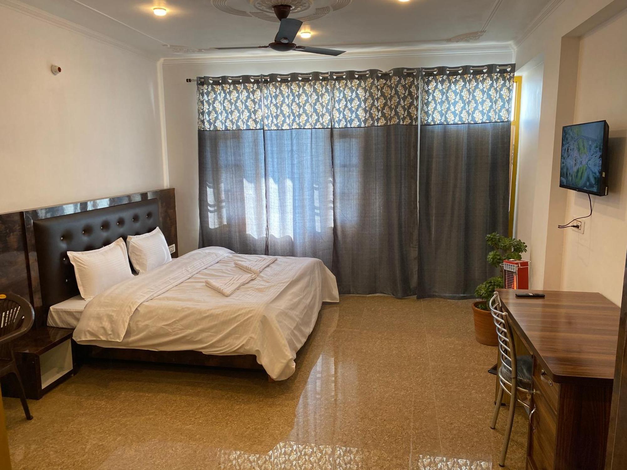 Redeem Cafe & Homestay McLeod Ganj Dış mekan fotoğraf